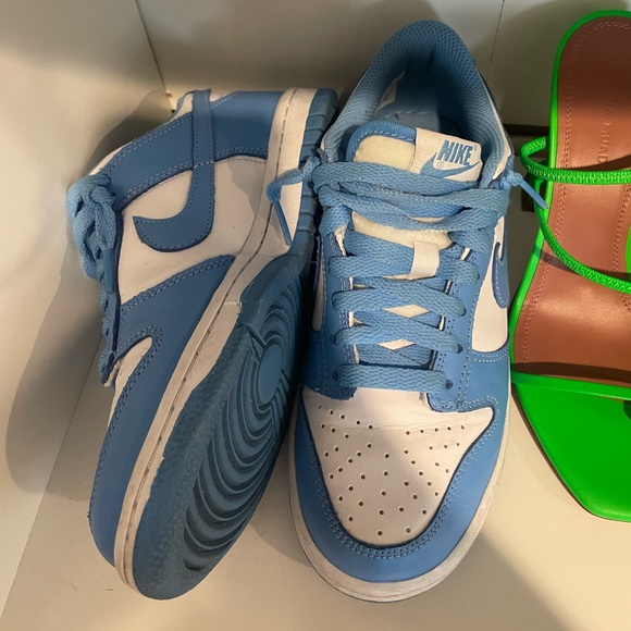 Nike Dunks - Picture 4 of 4